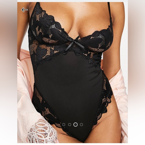 Love & Other Things lace insert bodysuit - Picture 3 of 4
